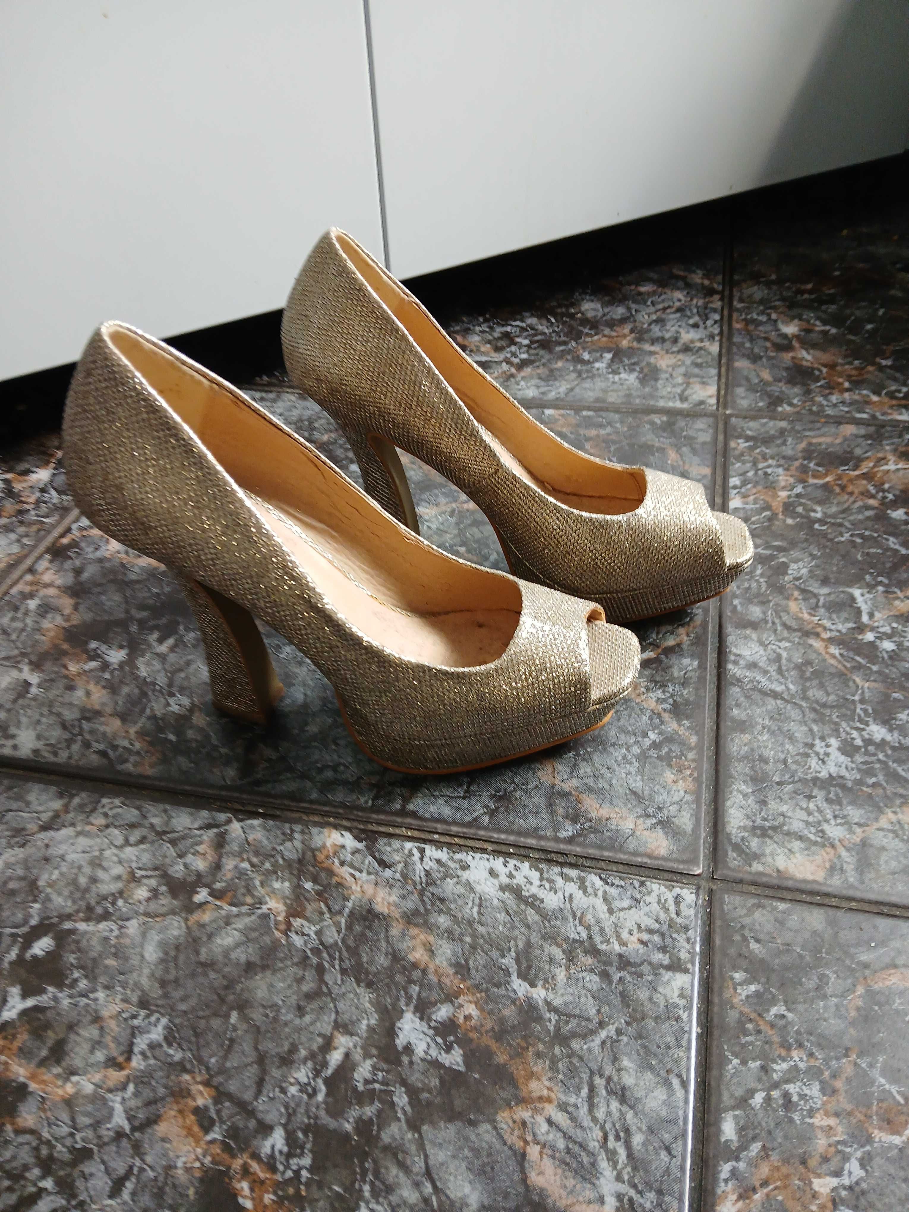 Buty wizytowe damskie rozm 41