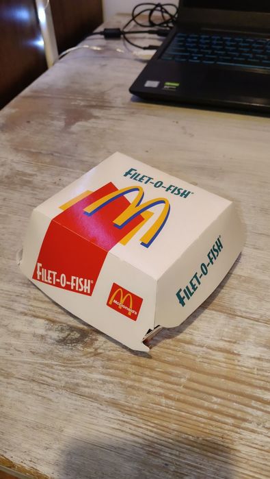 Filetofish, fishburger, filet-o-fish McDonald box