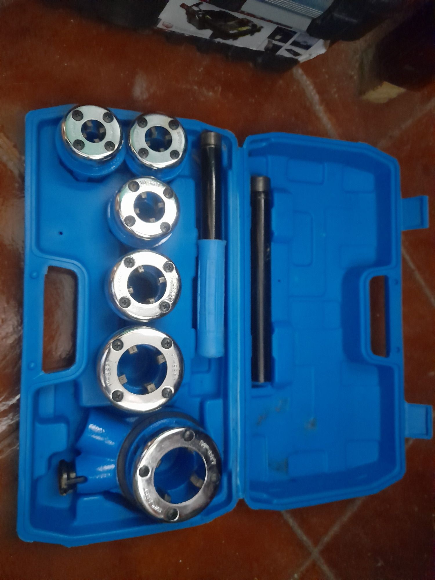 Tarracha para fazer roscaa em todo o tipo de tubos i