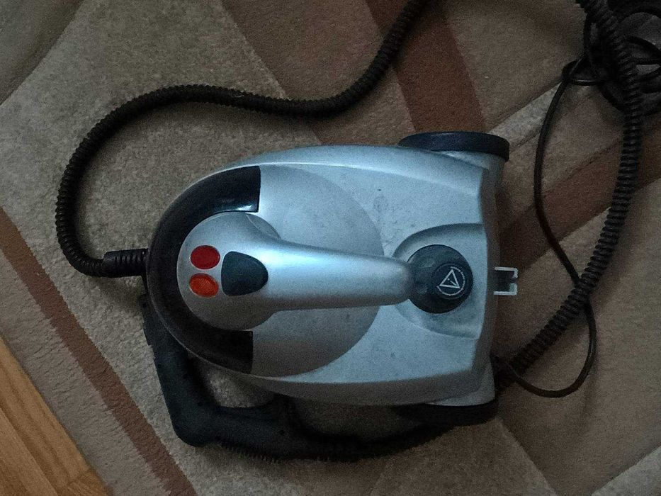 Пароочисник CLATRONIC DR 3280 без насадок