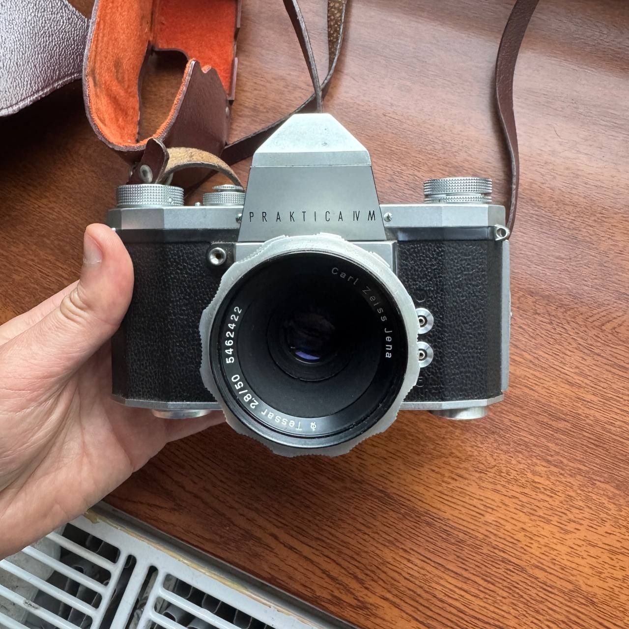 Aparat fotograficzny Praktica IV M Obiektyw Carl Zeiss Tessar