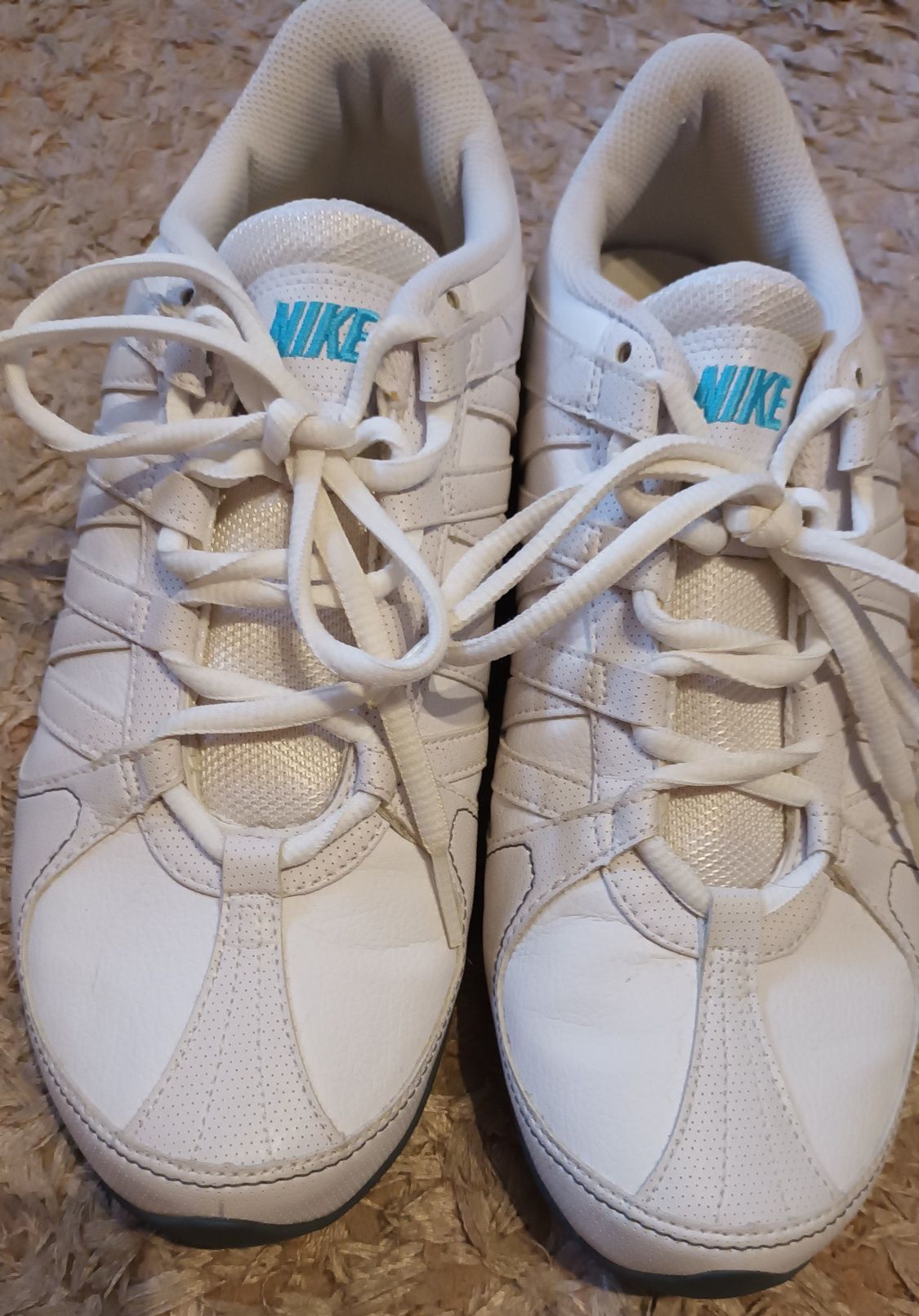 Buty, adidasy Nike