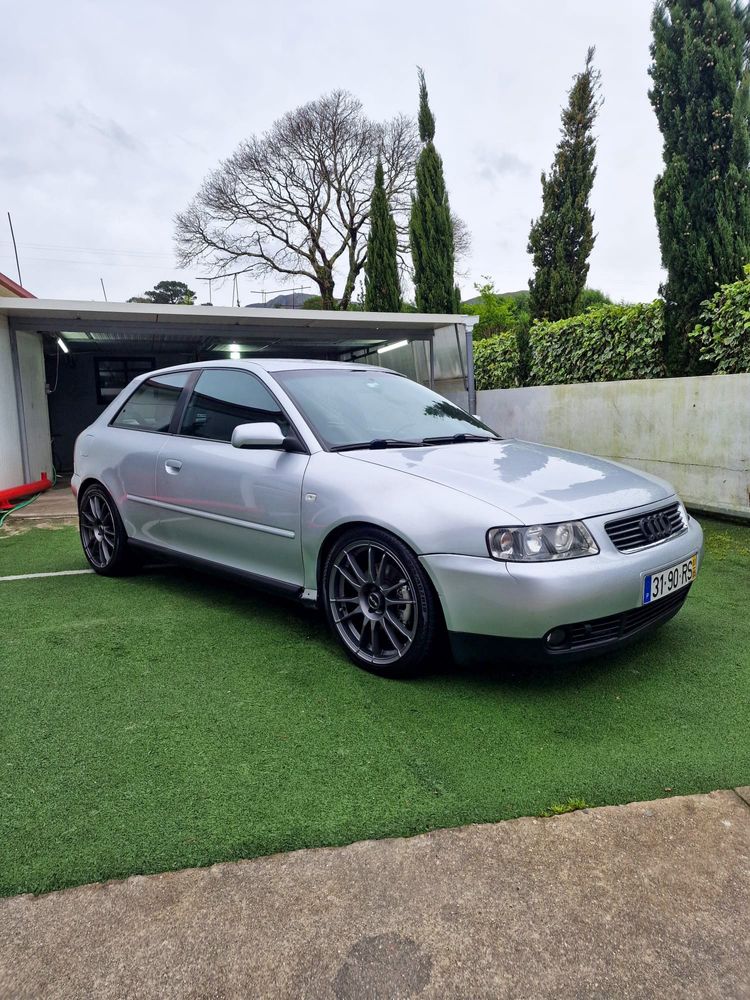AUDI A3 1.9TDi PD 130cv Livrete