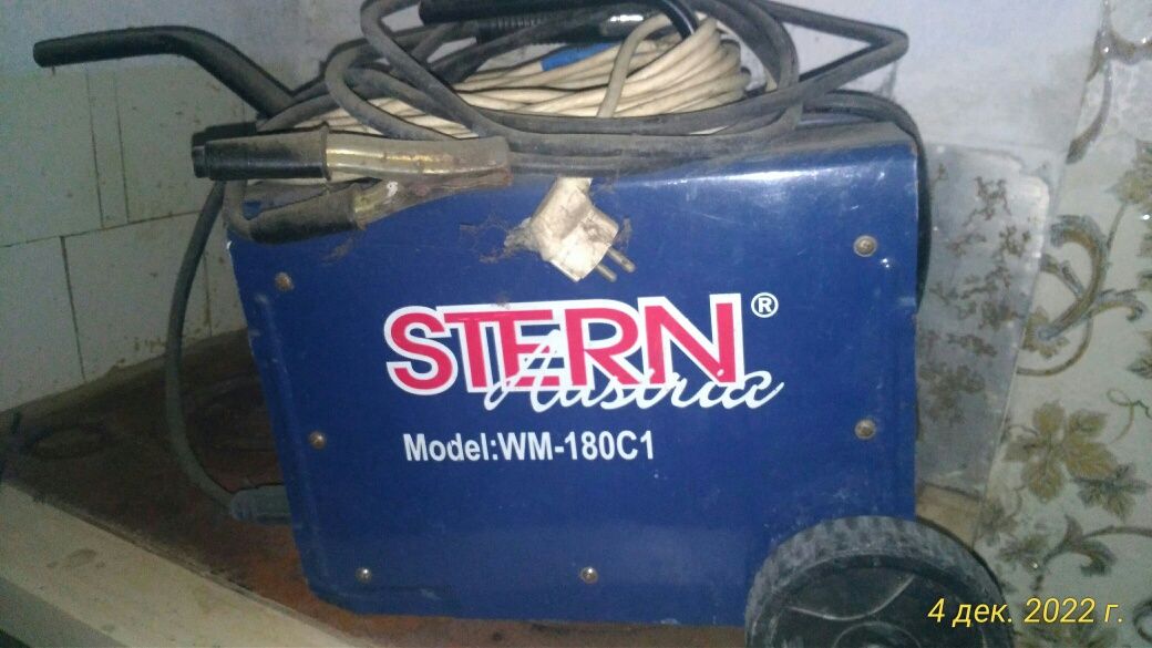 Сварочный аппарат инвектор ,,STERN,, WM1-180C1