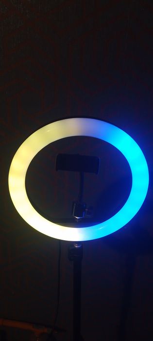 кільцева лампа, аксесуар для відео і фотографій у соцмережі