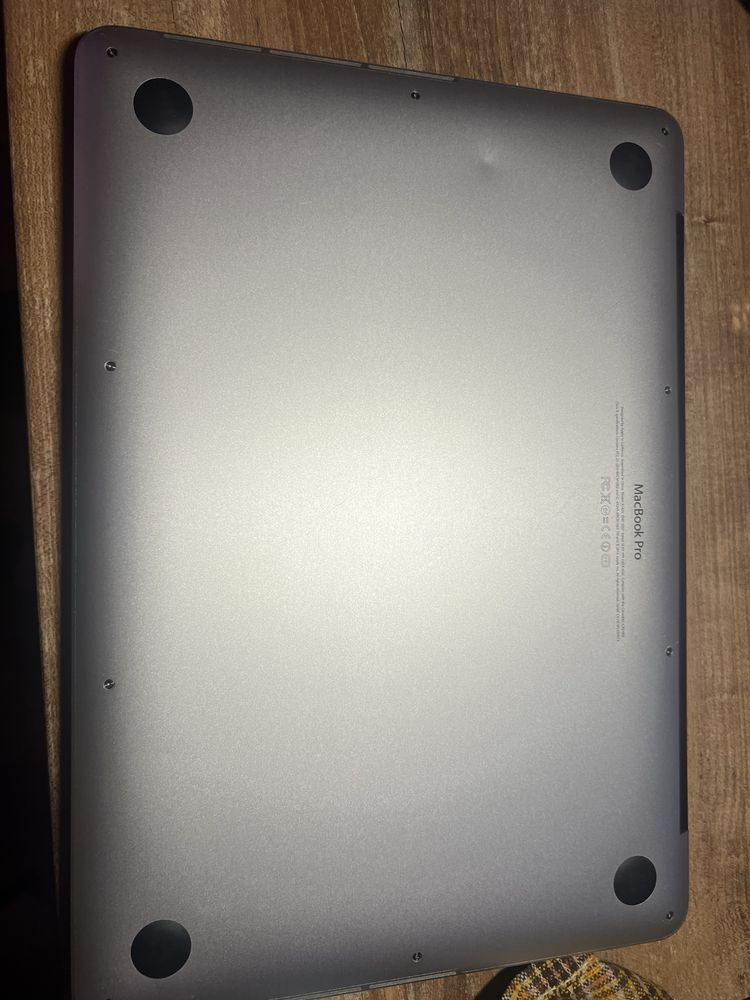 Apple MacBook Pro 13, I5, 8Gb, 128 SSD , STAN IDEALNY