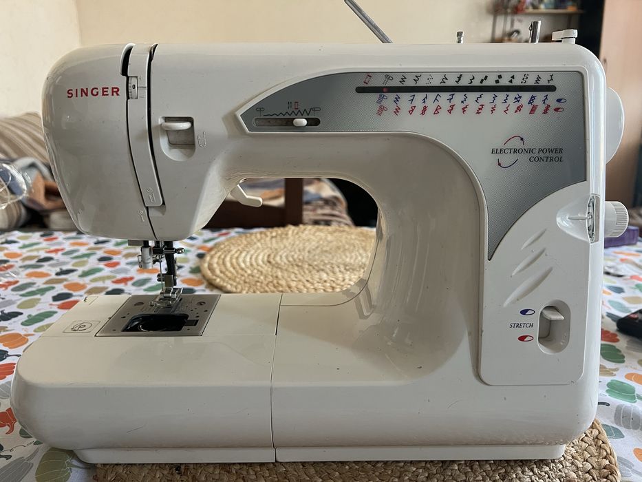 Машинка швейна ZINGER 2662