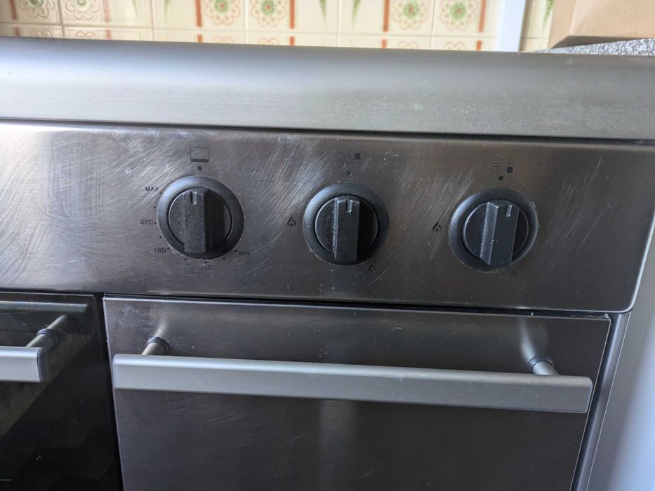 Fogão Meireles 5 queimadores + forno – excelente estado
