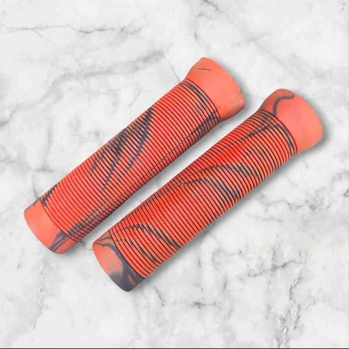 Uchwyty do hulajnogi albo roweru 120 mm czerwony