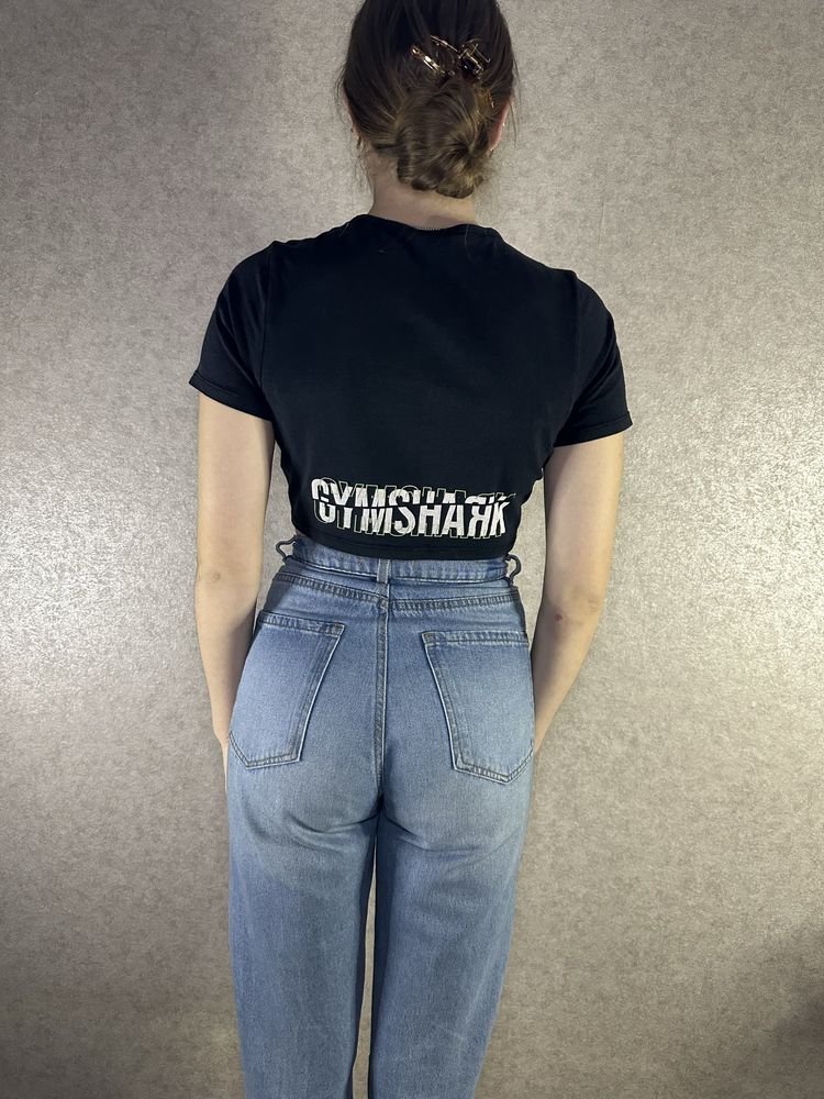Кроп-топ gymshark