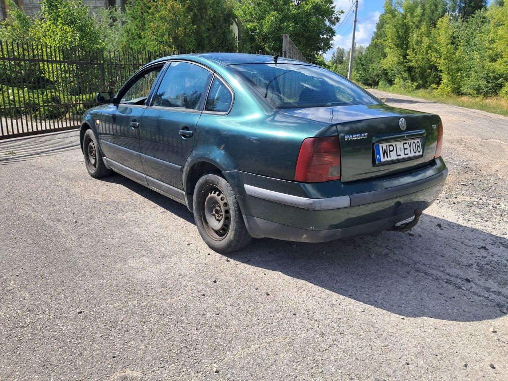 Volkswagen Passat 1.9tdi sedan,ważne opłaty, hak