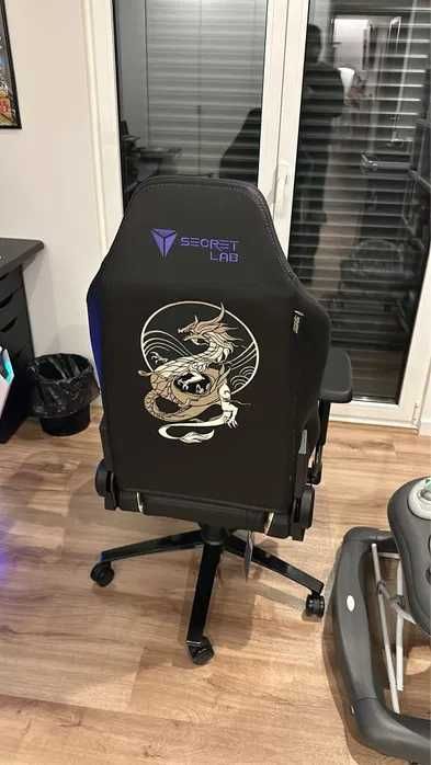 Cadeira gamming secret lab KDA edition