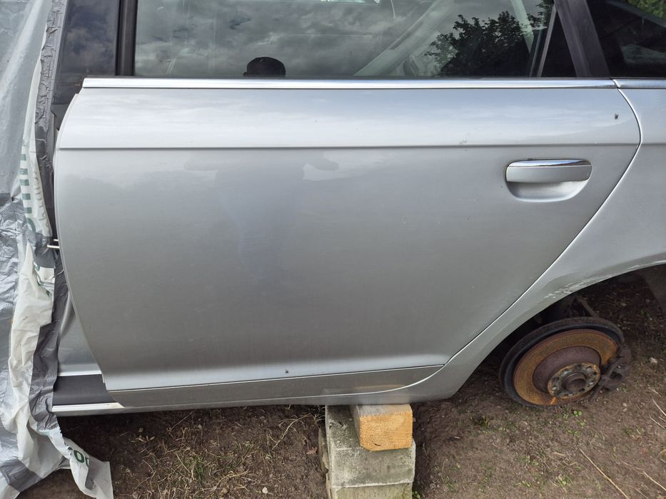 Drzwi  audi a6 c6  LY7W  lewy tyl