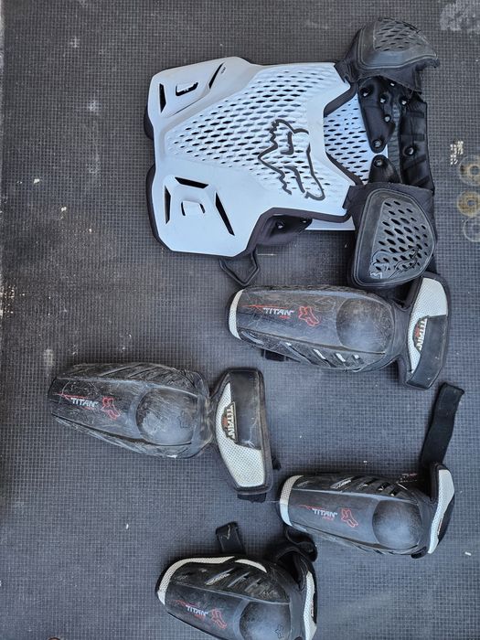 Детская защитная мотоэкипировка, велоэкипировка fox