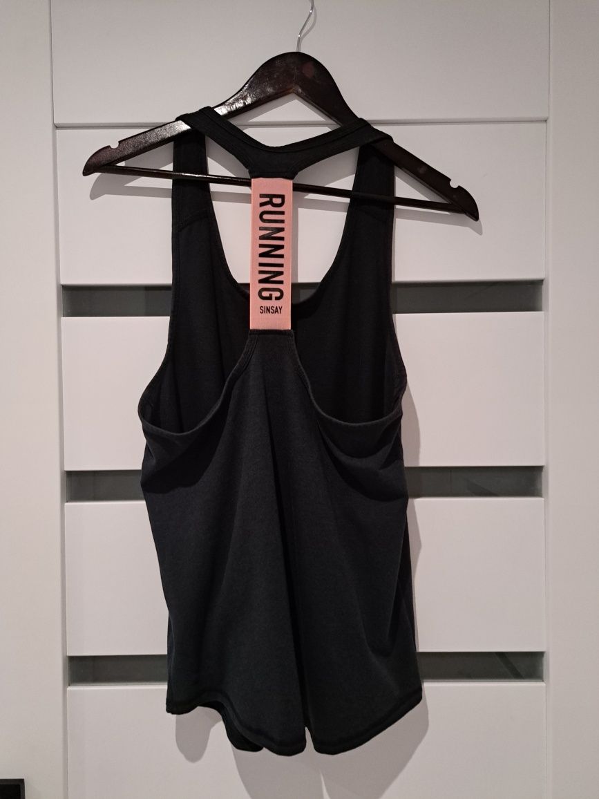 Czarny top sportowy treningowy Sinsay 38 M Czarny