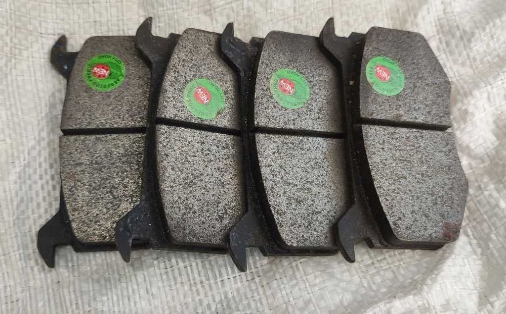 колодки передні Москвич 2141