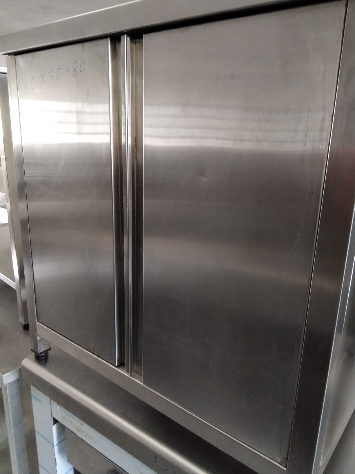 Armário de inox usado