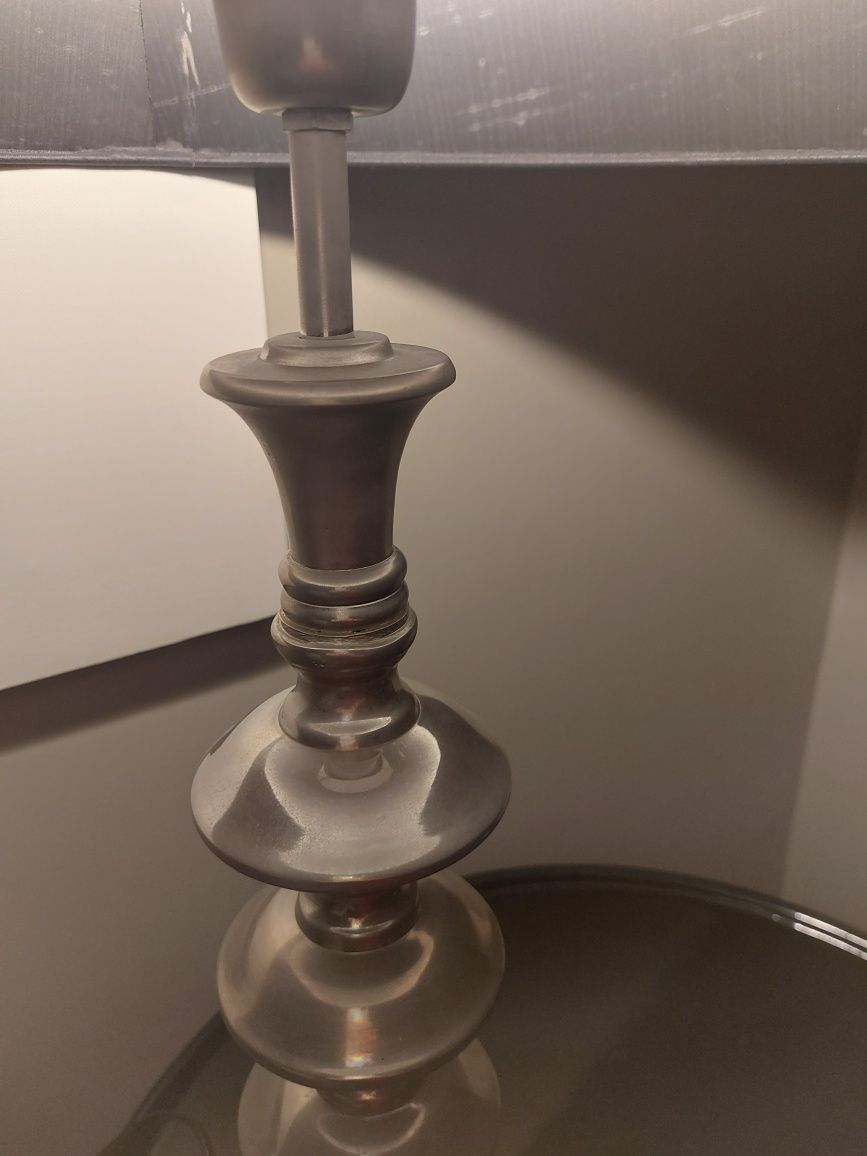 Candeeiro de mesa