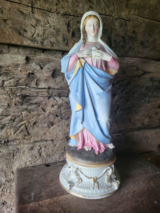 Piękna figurka z porcelany Andenne Maryja Bolesna Matka Boża