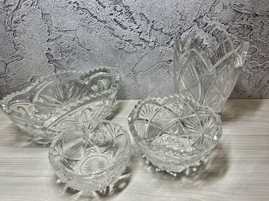 Хрустальные , стеклянные тарелки вазочки конфетницы