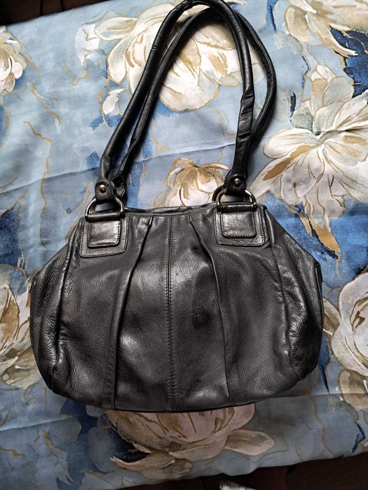 Продам шкіряну сумочку б/в