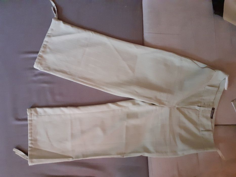 Spodnie 3/4 damskie - r. 36 - biodrówki