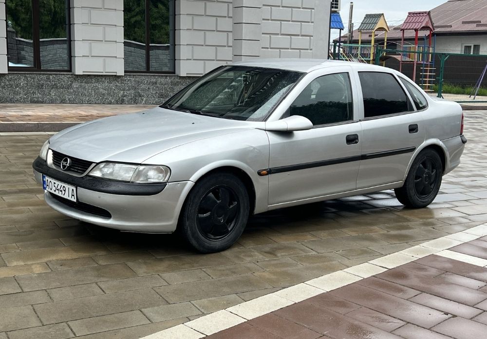 Opel Vectra B 1.8 16V