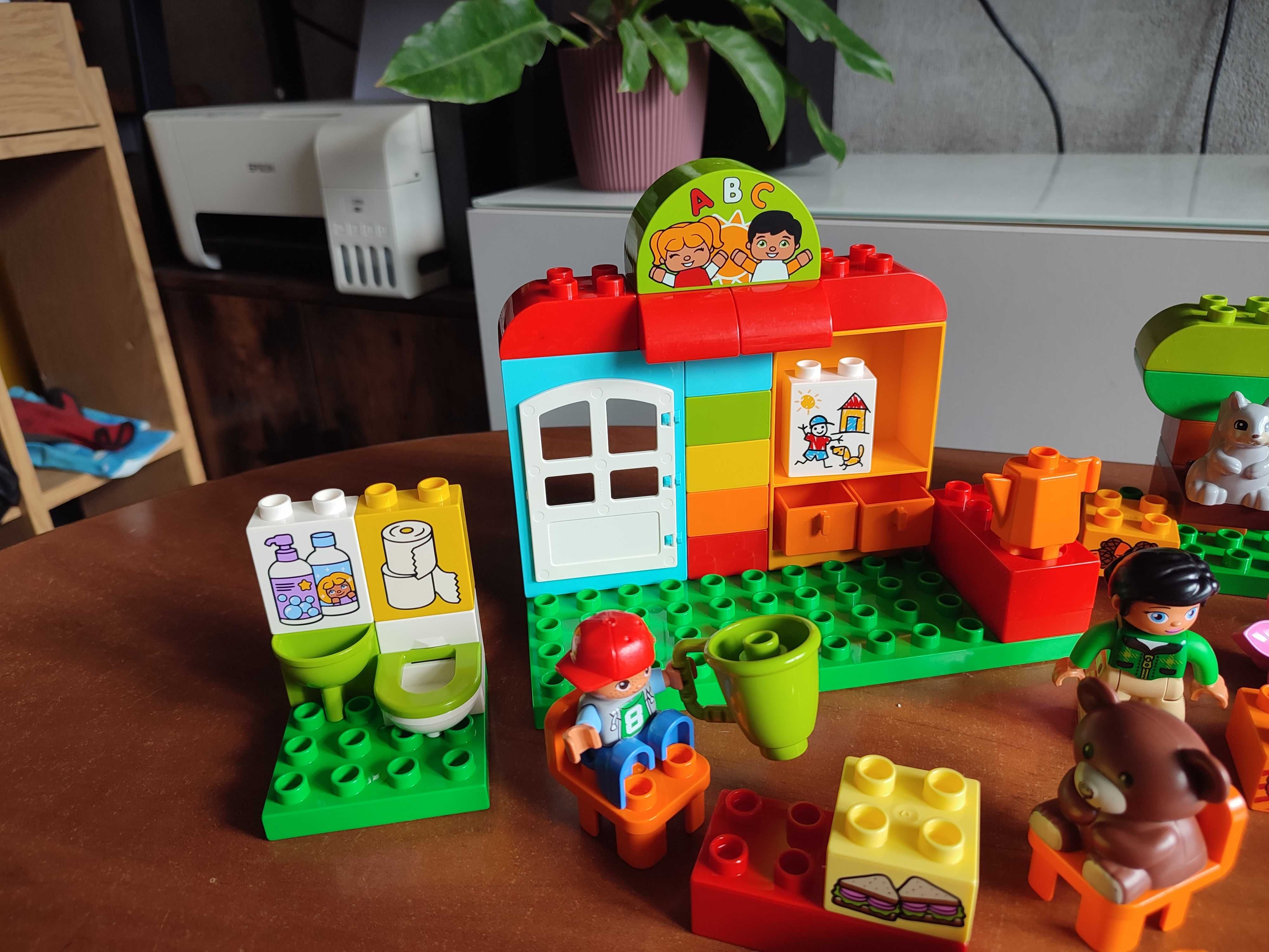 Lego Duplo 10833 Przedszkole + 10832 Przyjęcie urodzinowe wysyłka!!
