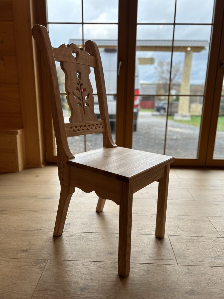 Krzesło góralskie,lite drewno,rzeźbione