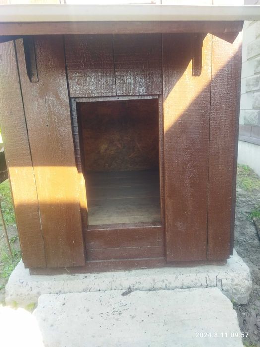 Буда для  собаки утеплена