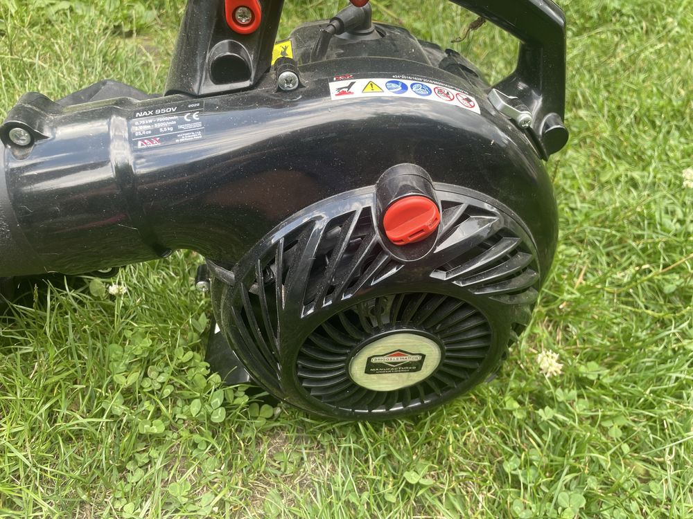 Dmuchawa odkurzacz NAX 950V spalinowa
