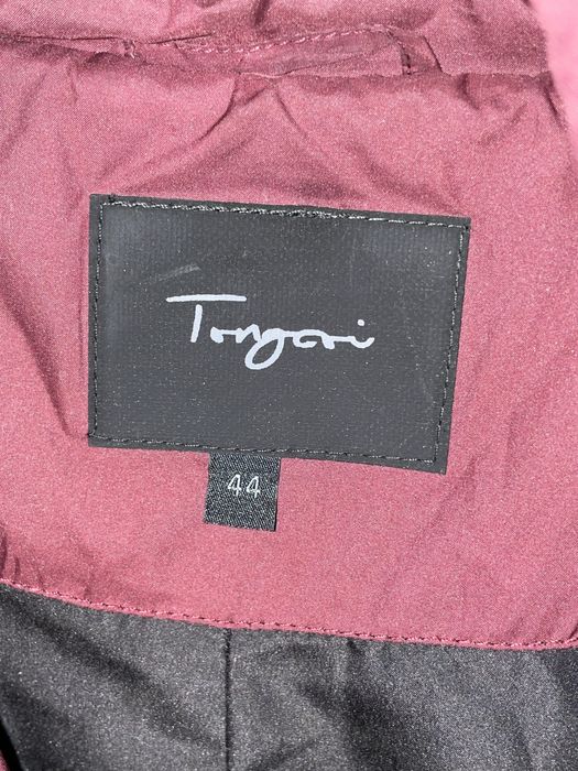 Жіноче пальто-куртка