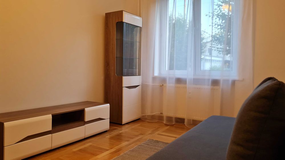 Komplet mebli Agata Meble Lionel – biały połysk / dąb truflowy