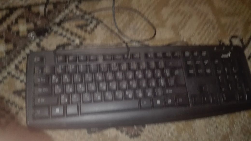Продам клавіатуру