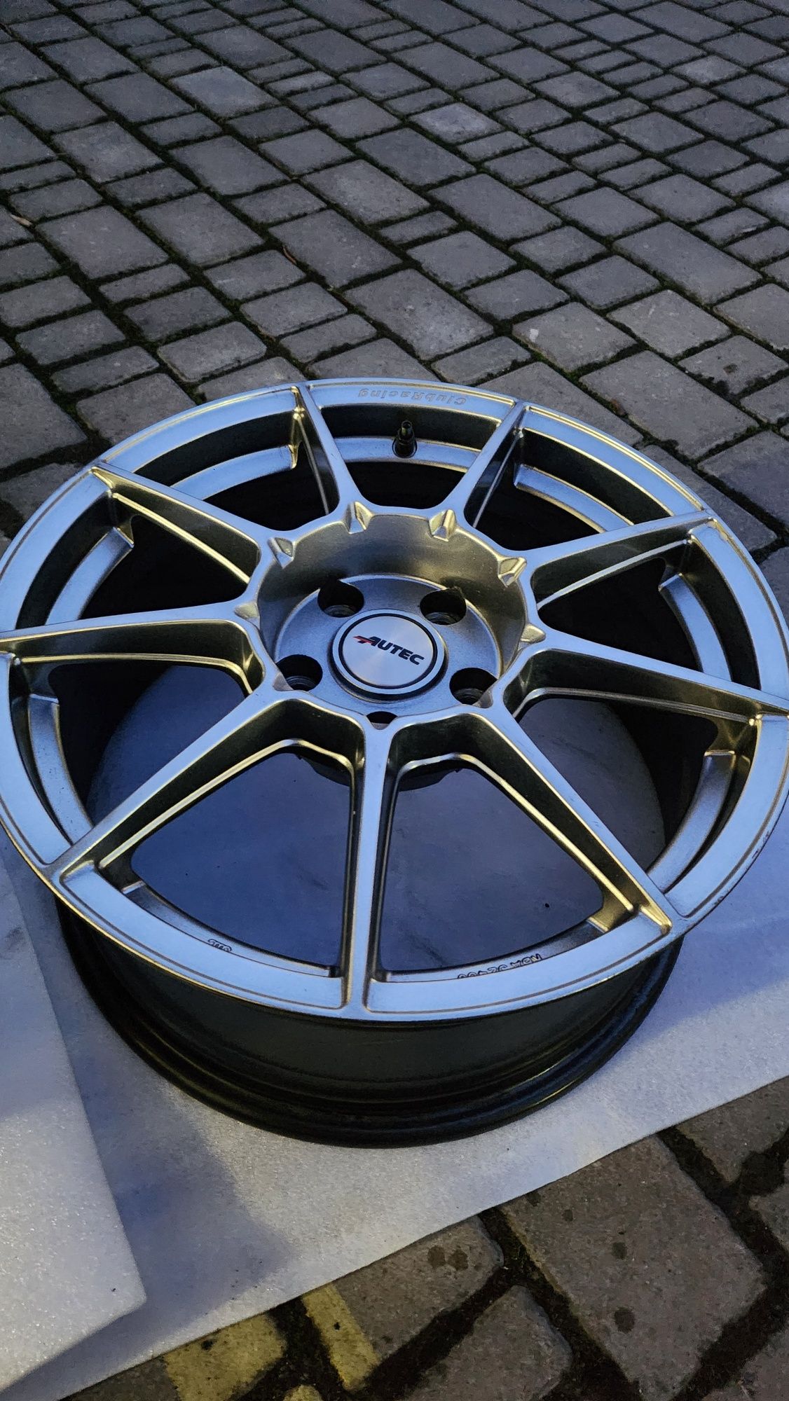 Диски Autec Clubracing R17 5x112 7.5j ET35