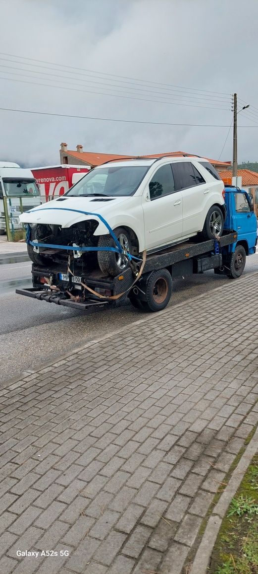 Para peças Mercedes ML350 CDi W164 ano2011 como novo