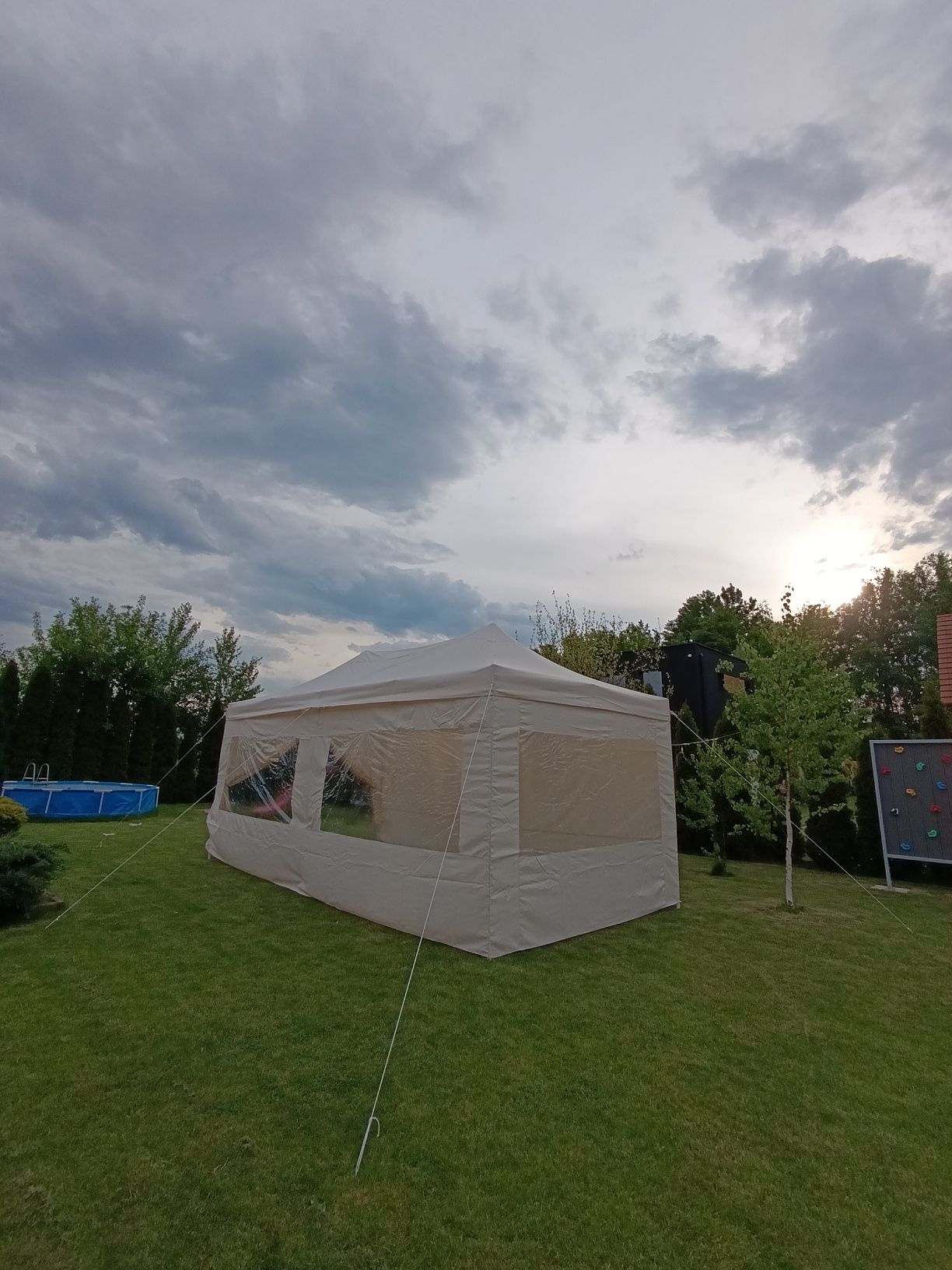 Wynajem Namiot imprezowy, biesiadny Tarnowskie Góry komunie,urod