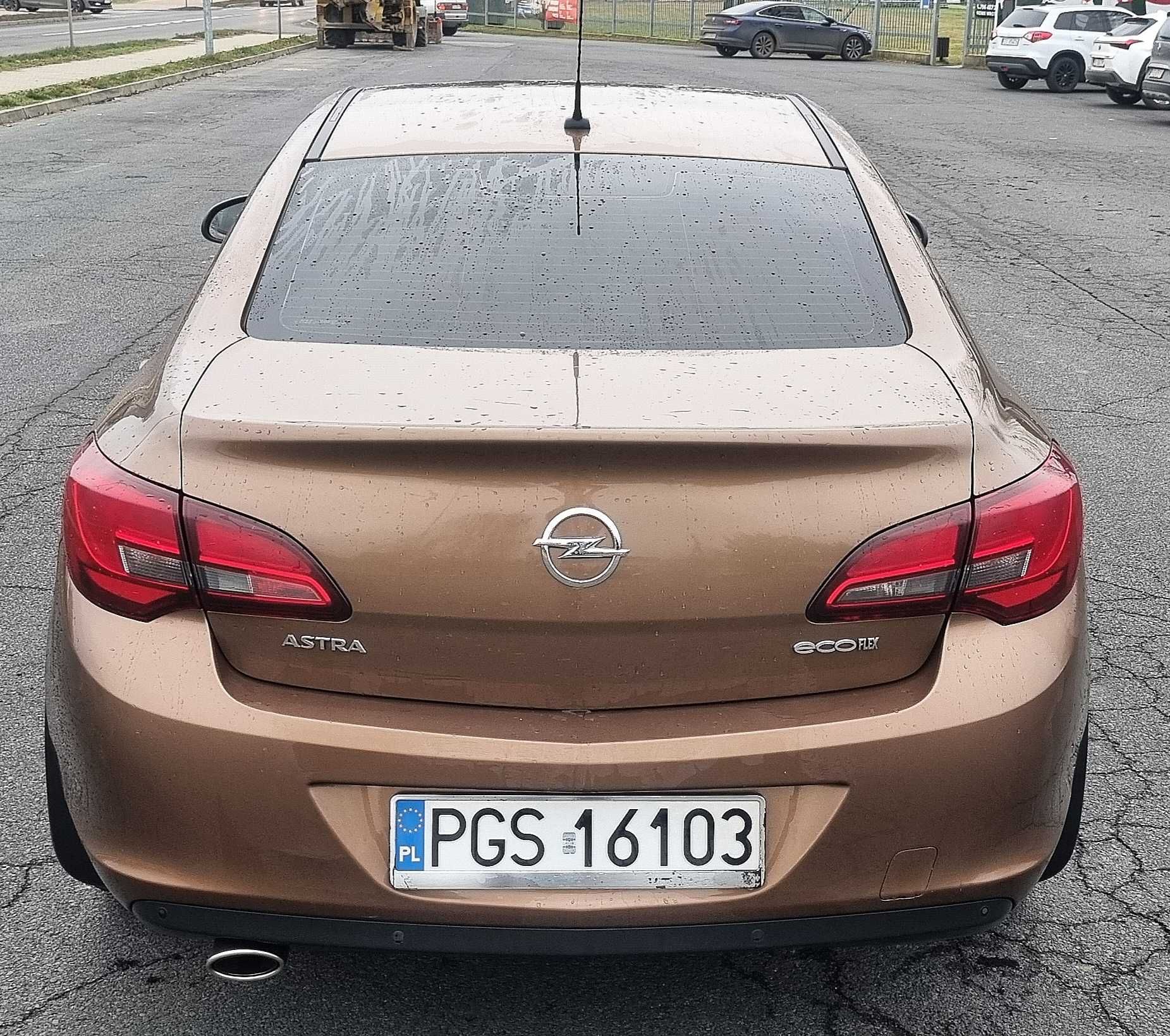 Opel Astra 1,4T z fabrycznym LPG