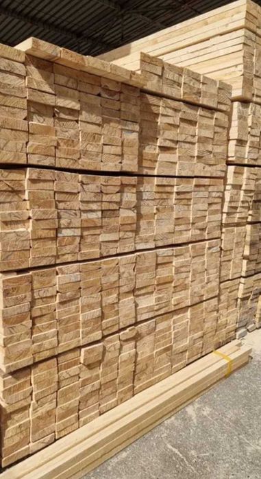 Продаж бруса стропил сосни пиломатеріалу оптом