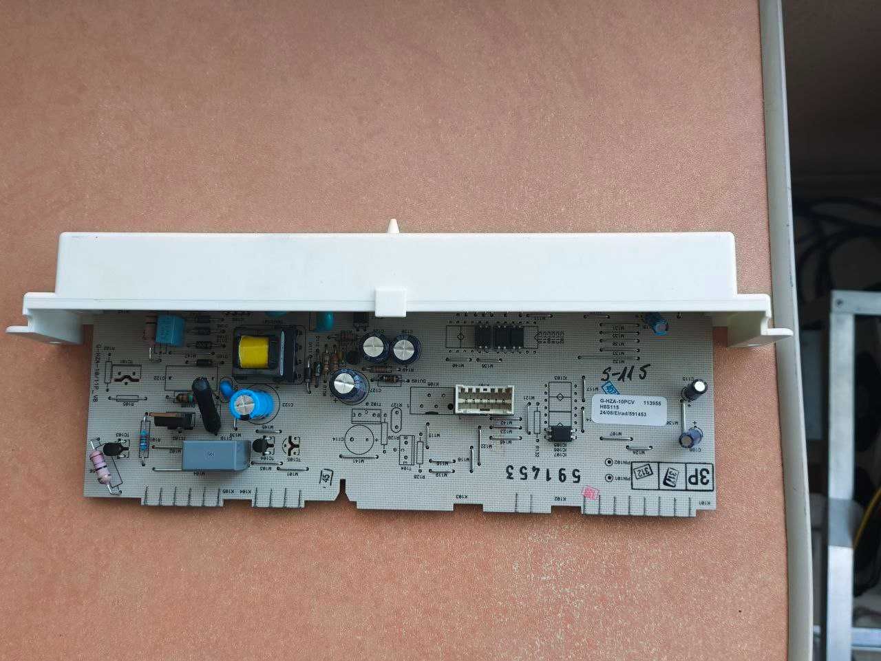 Плата управления  G-HZA-10PCV 113955 для холодильника Горение RK63391E