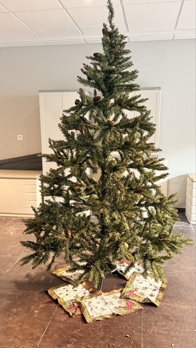 Árvore de Natal 2,10M