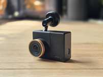 Wideorejestrator Garmin DashCam 54 (GPS, Wi-Fi) - Zawiesza się