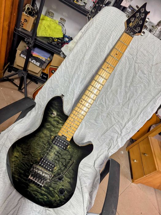 Guitarra EVH Wolfgang Standard QM