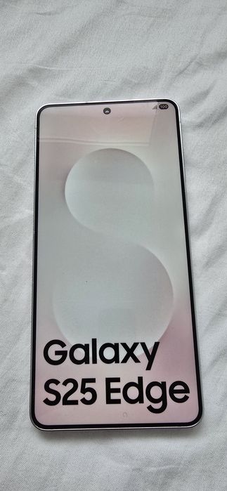 Samsung Galaxy  S 25 edge i inne  , atrapa