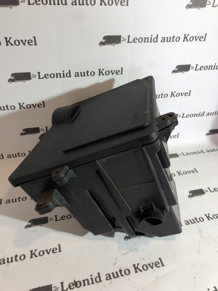 Короб, корпус для запобіжників під капот Renault Master 3, Opel Movano
