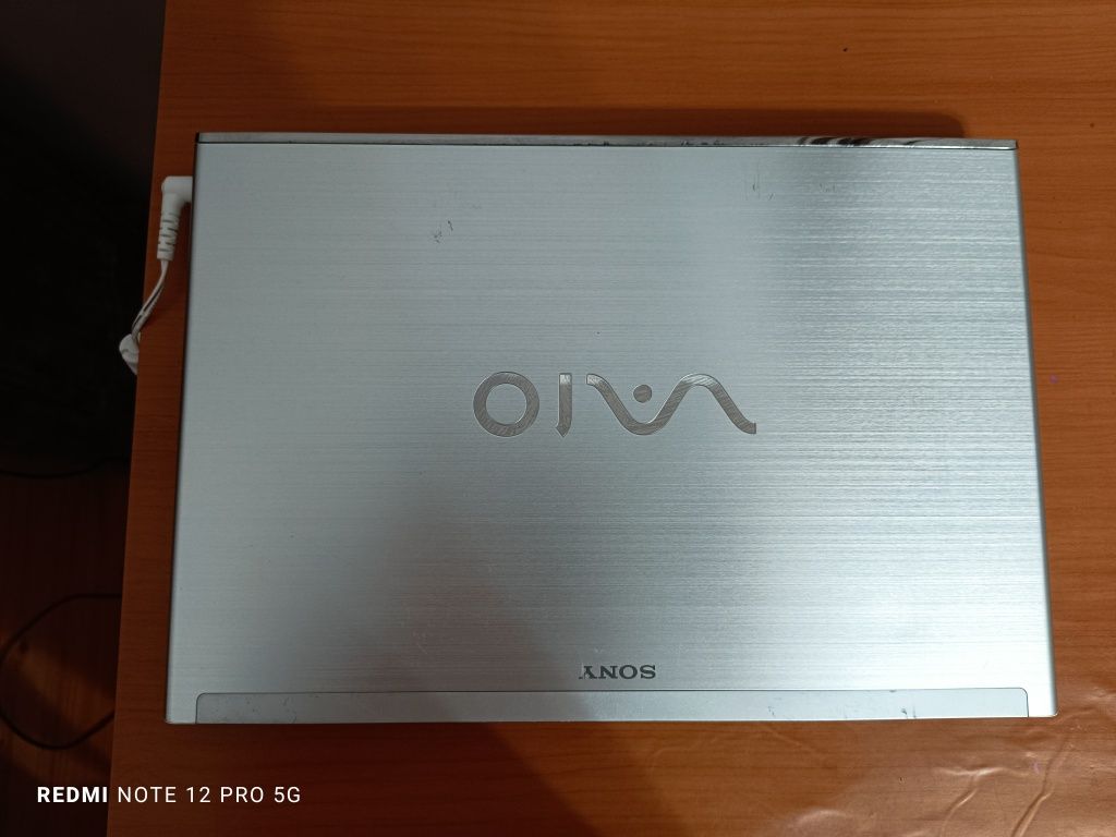 Sony Vaio SVT141C11L