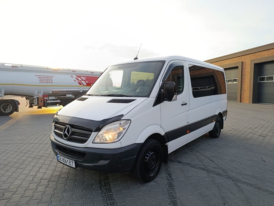 Спрінтер 213 Пасажир 9 місць.