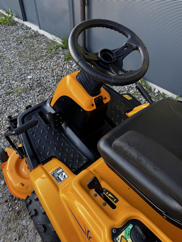 Traktorek Zero Turn Cub Cadet FMZ50 Kawasaki 22 KM 2 cyl