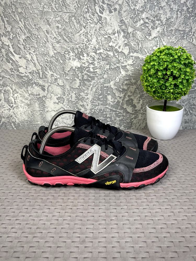 New Balance Minimus кроссовки 41 размер спортивные женские оригинал