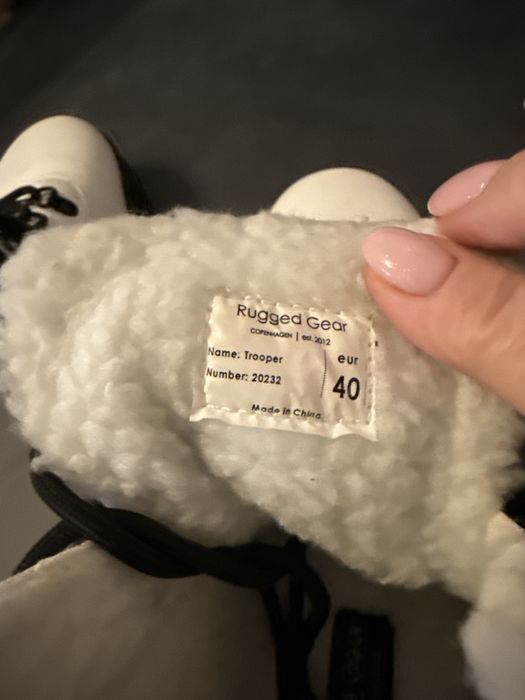 Buty zimowe - skóra